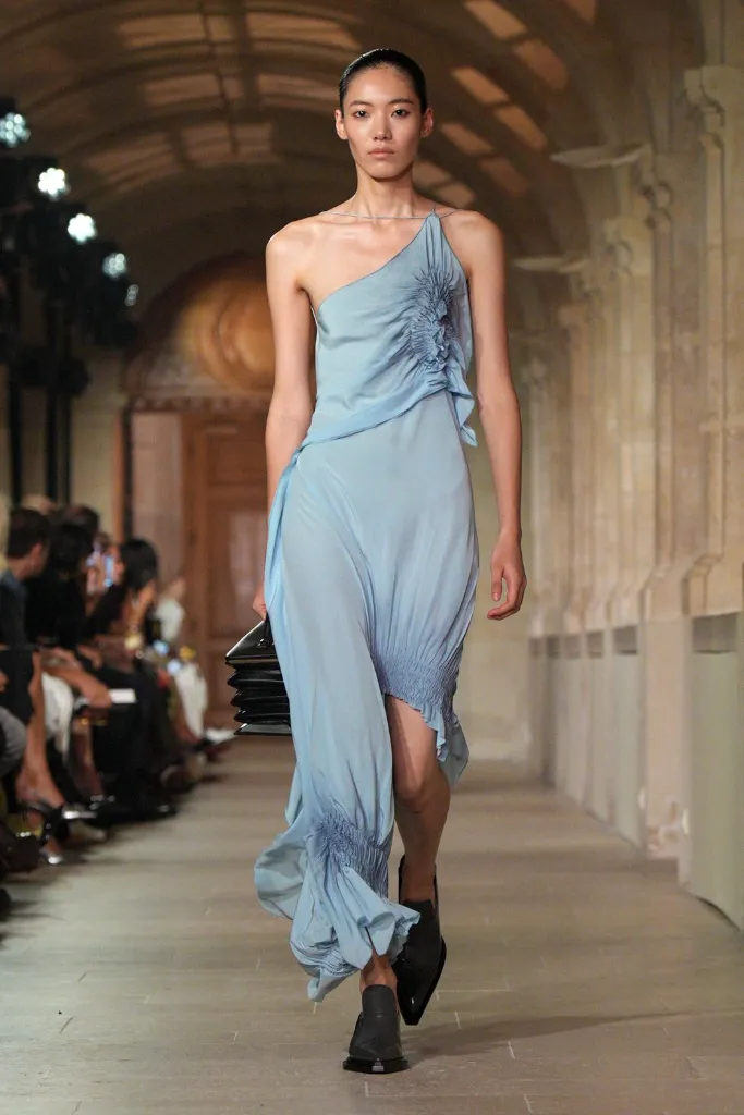 Victoria Beckham 26SS009